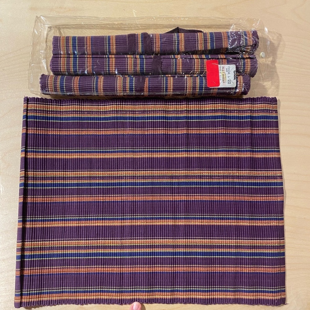 Set of 4 Striped Purple and Gold Placemats (NH) - Picture 7 of 9